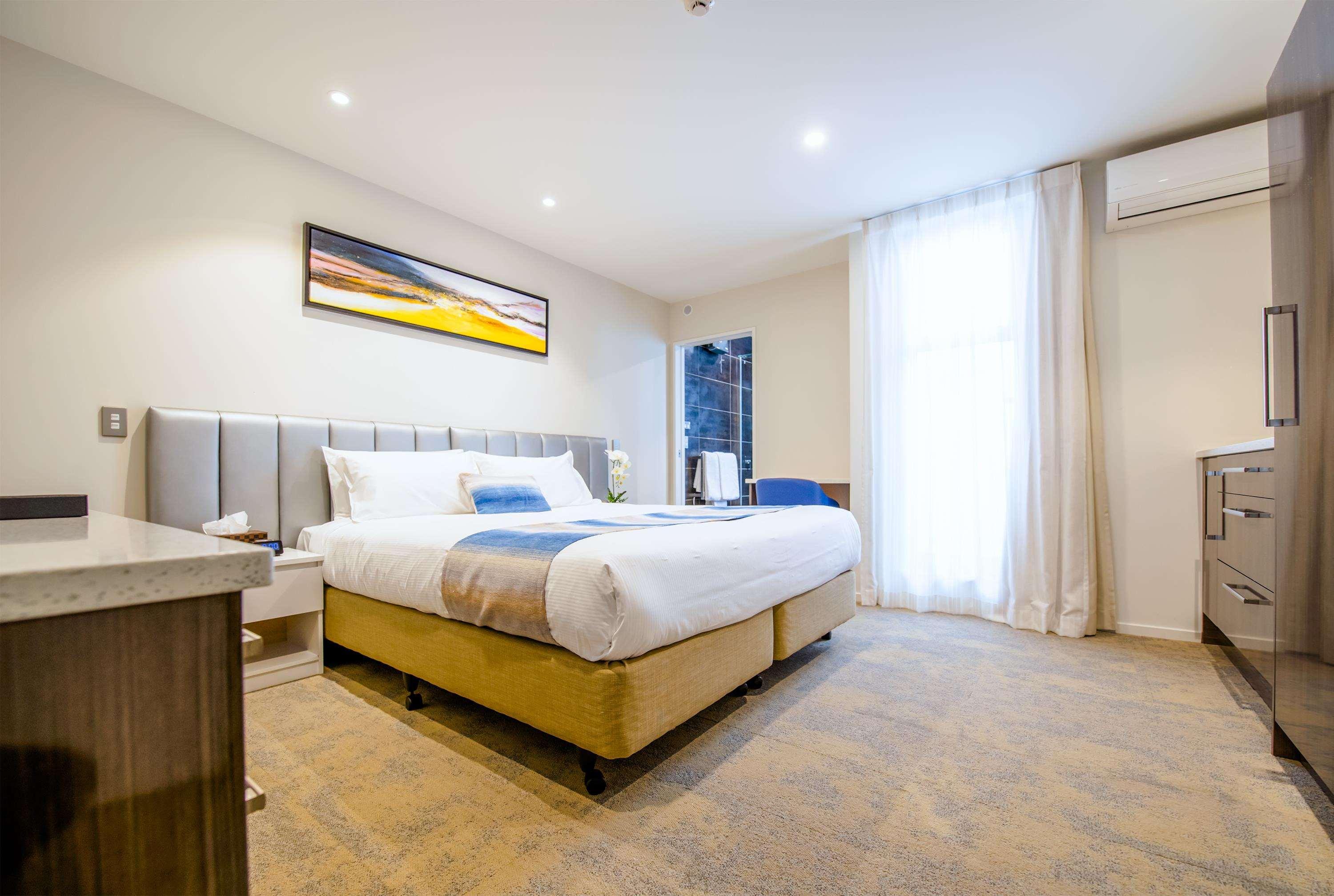 Alpine Hotel Christchurch Bagian luar foto