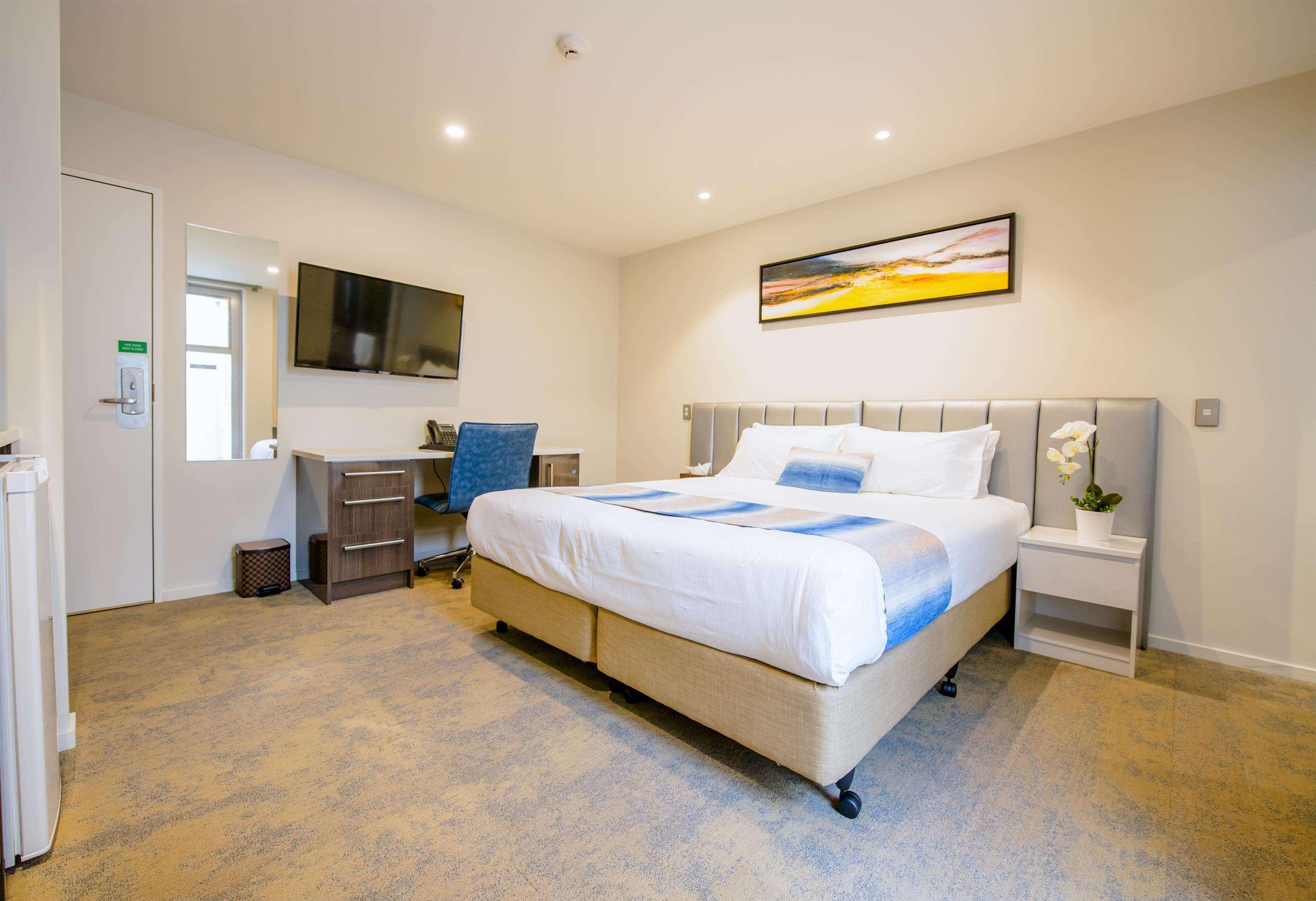 Alpine Hotel Christchurch Bagian luar foto