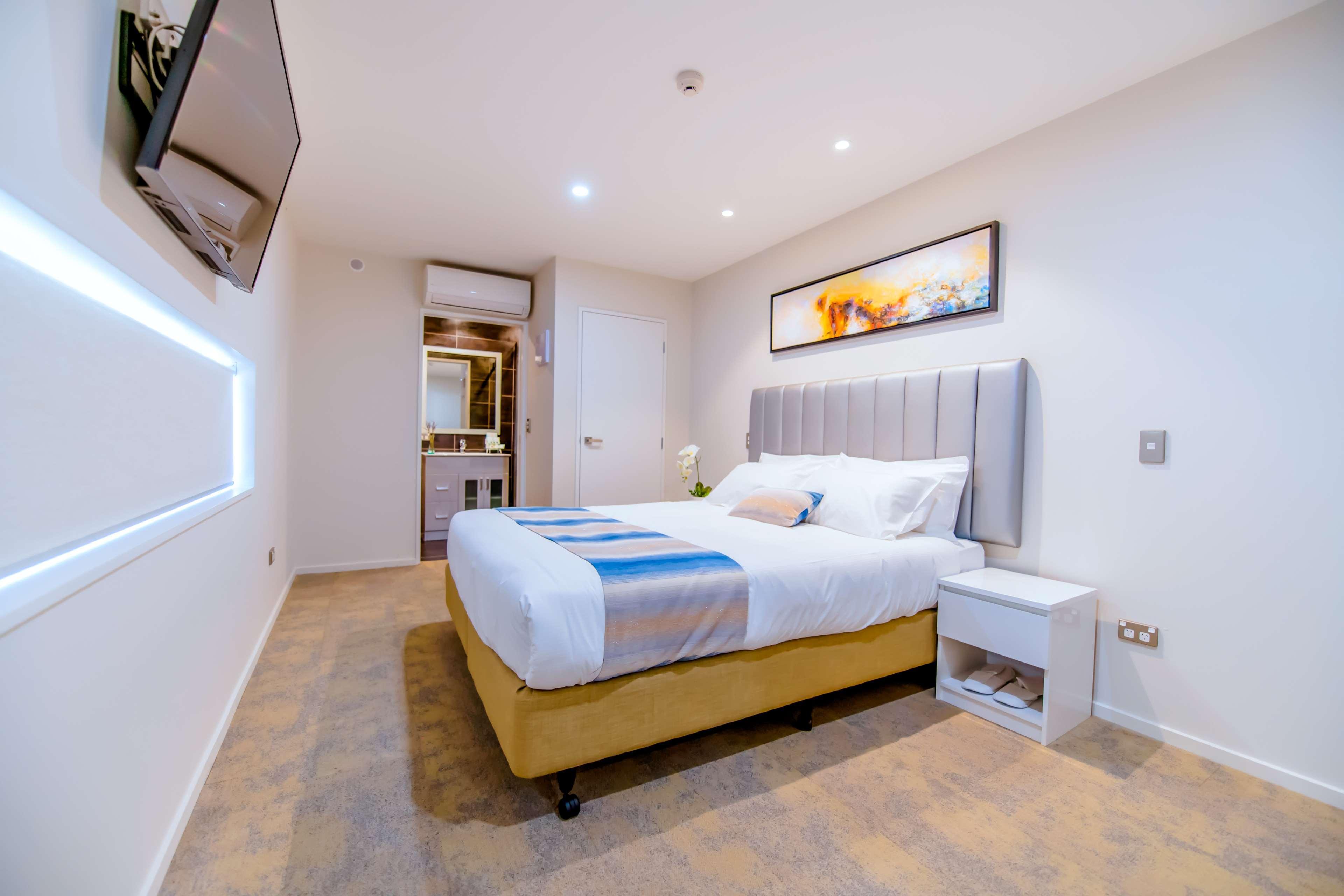 Alpine Hotel Christchurch Bagian luar foto