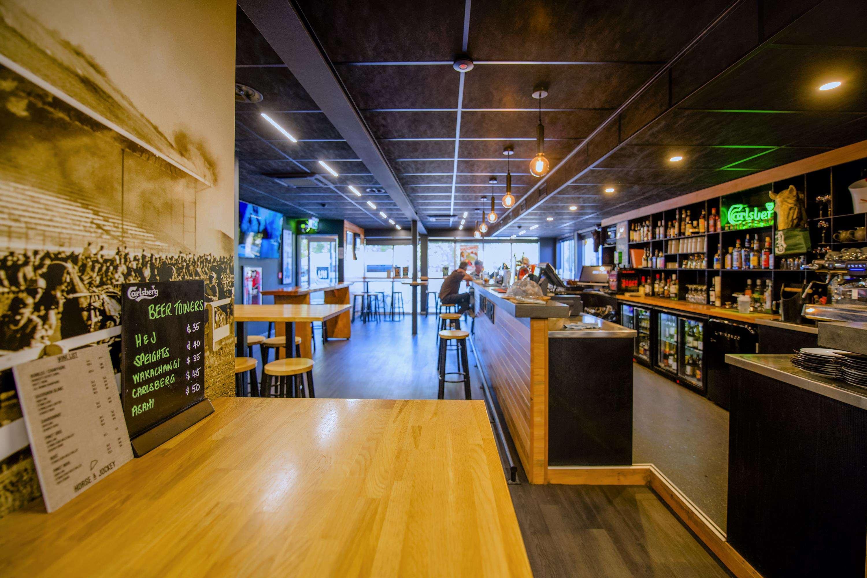 Alpine Hotel Christchurch Bagian luar foto